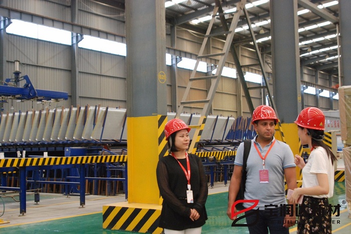 加拿大客户来访德晋贵宾厅