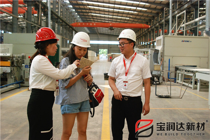 迪拜客户来访德晋贵宾厅参观考察 洽谈合作