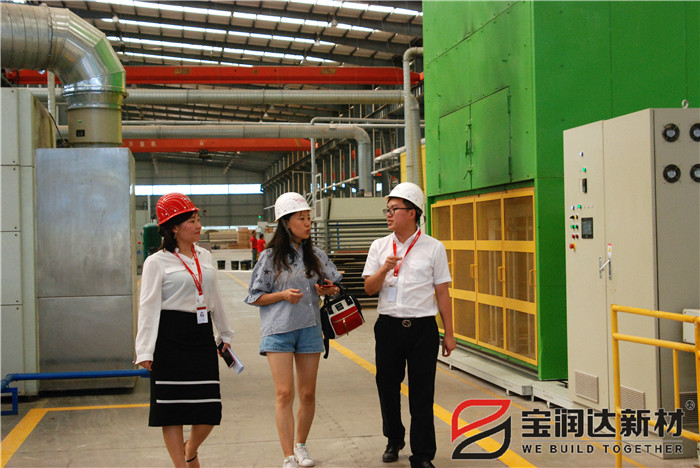 迪拜客户来访德晋贵宾厅参观考察 洽谈合作