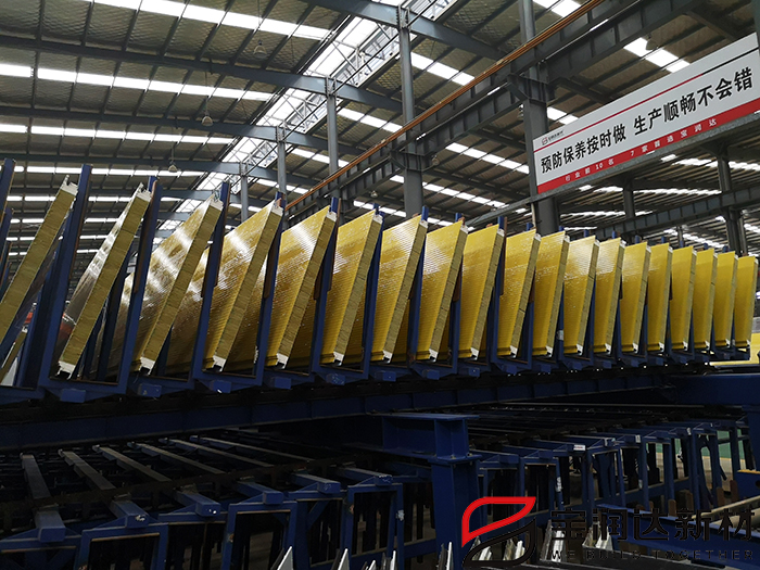 聚氨酯封边岩棉夹芯板