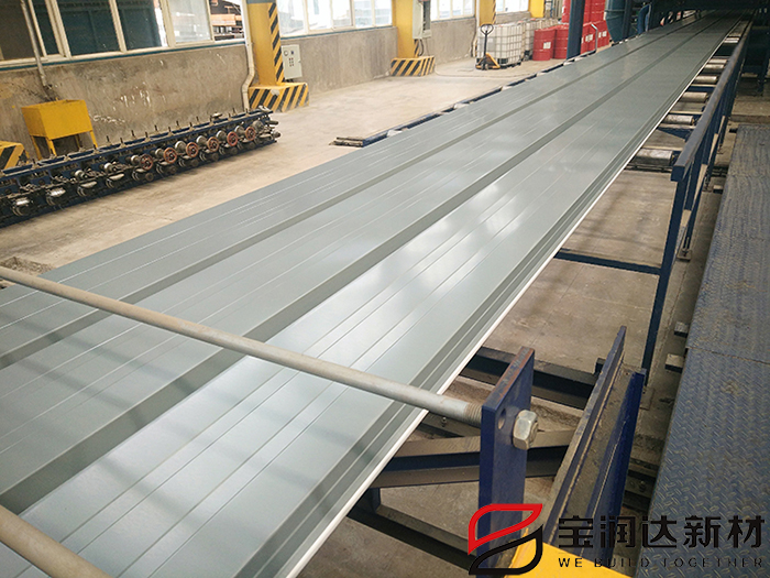 彩钢聚氨酯屋面板