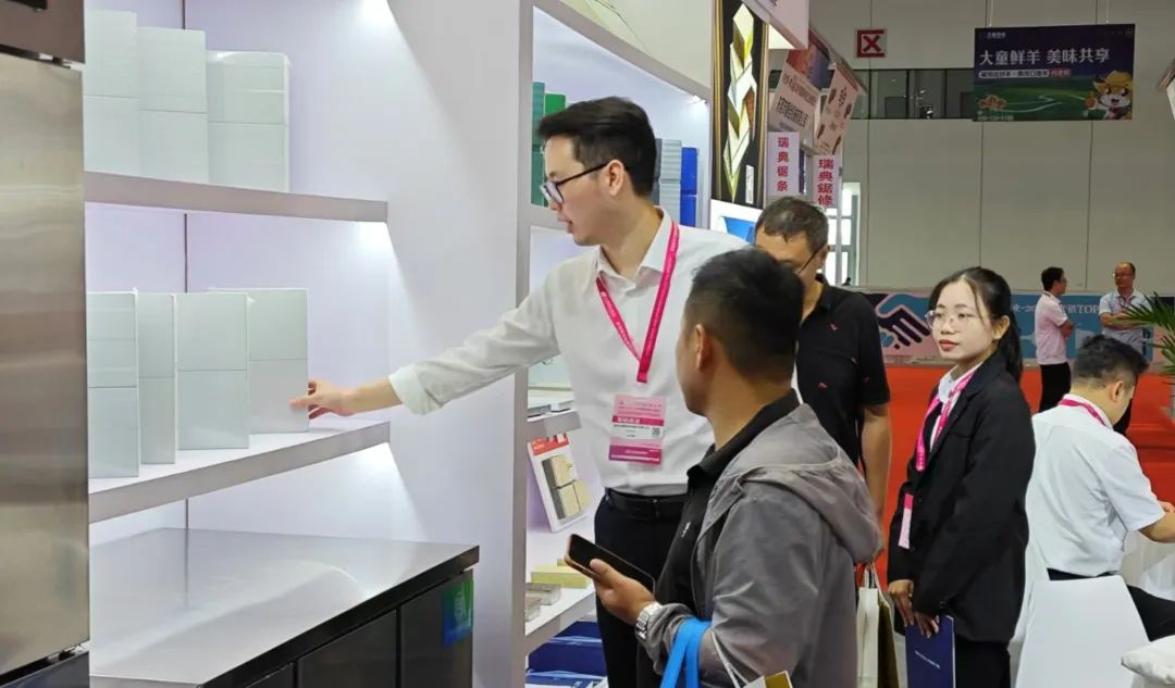 德晋贵宾厅展会现场